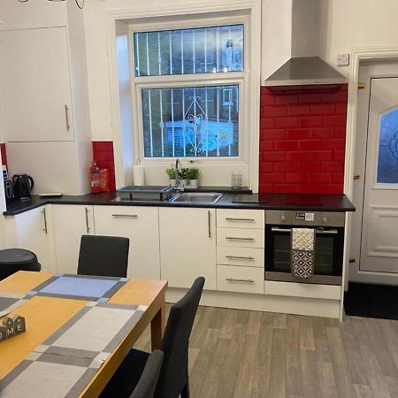 St Pauls Rd - Townhouse Accommodation Bradford  Buitenkant foto