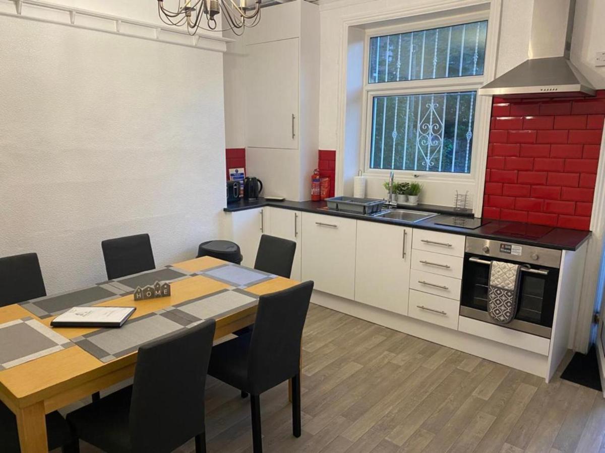 St Pauls Rd - Townhouse Accommodation Bradford  Buitenkant foto